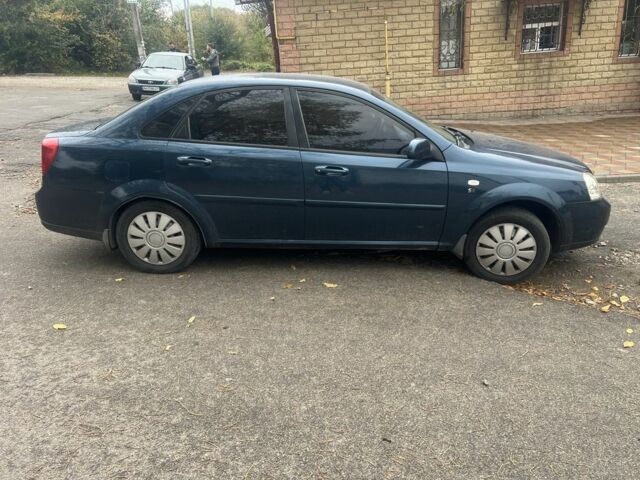 Синий Шевроле Лачетти, объемом двигателя 1.8 л и пробегом 2 тыс. км за 3600 $, фото 2 на Automoto.ua