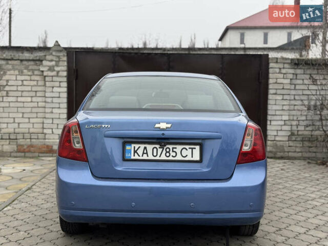 Синий Шевроле Лачетти, объемом двигателя 1.8 л и пробегом 178 тыс. км за 3950 $, фото 4 на Automoto.ua