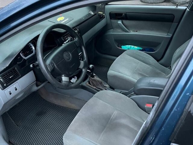 Синий Шевроле Лачетти, объемом двигателя 1.6 л и пробегом 197 тыс. км за 3550 $, фото 8 на Automoto.ua