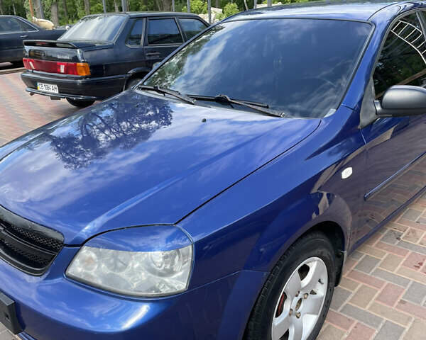 Синий Шевроле Лачетти, объемом двигателя 1.6 л и пробегом 255 тыс. км за 4200 $, фото 1 на Automoto.ua