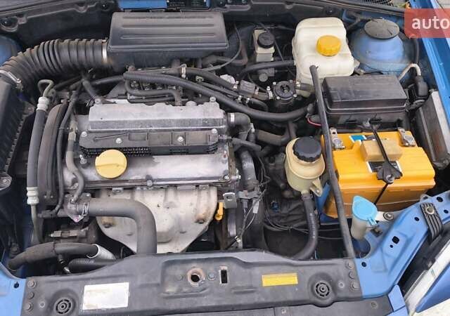 Синій Шевроле Лачетті, об'ємом двигуна 1.8 л та пробігом 170 тис. км за 5000 $, фото 13 на Automoto.ua