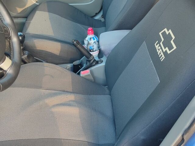 Шевроле Лачетти 2007 в Черновцах на Automoto.ua Синий Шевроле Лачетти, объемом двигателя 1.8 л и пробегом 200 тыс. км за 3500 $, фото 4 на Automoto.ua