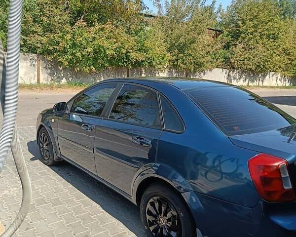 Синий Шевроле Лачетти, объемом двигателя 1.8 л и пробегом 450 тыс. км за 3600 $, фото 6 на Automoto.ua