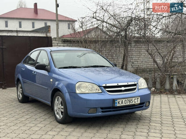 Синий Шевроле Лачетти, объемом двигателя 1.8 л и пробегом 178 тыс. км за 3950 $, фото 2 на Automoto.ua