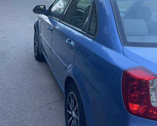 Синій Шевроле Лачетті, об'ємом двигуна 1.8 л та пробігом 200 тис. км за 4500 $, фото 1 на Automoto.ua