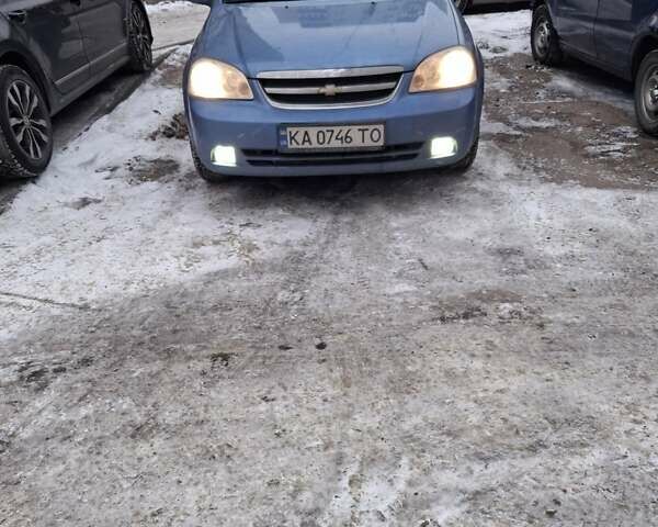 Синий Шевроле Лачетти, объемом двигателя 1.8 л и пробегом 278 тыс. км за 3900 $, фото 9 на Automoto.ua