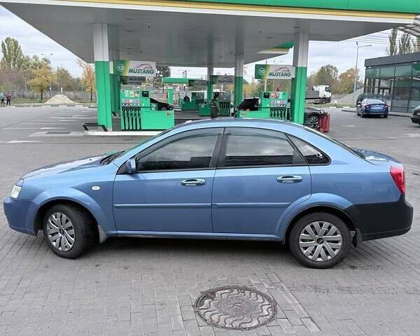 Синий Шевроле Лачетти, объемом двигателя 1.8 л и пробегом 105 тыс. км за 4500 $, фото 6 на Automoto.ua