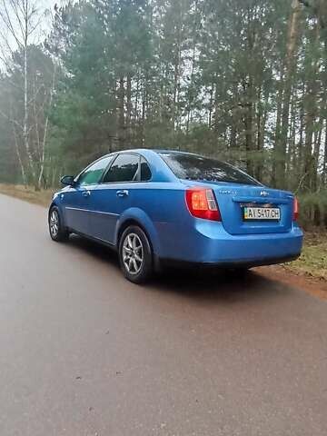 Синий Шевроле Лачетти, объемом двигателя 1.6 л и пробегом 187 тыс. км за 3900 $, фото 4 на Automoto.ua