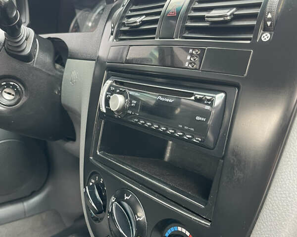 Синий Шевроле Лачетти, объемом двигателя 1.8 л и пробегом 240 тыс. км за 3699 $, фото 17 на Automoto.ua