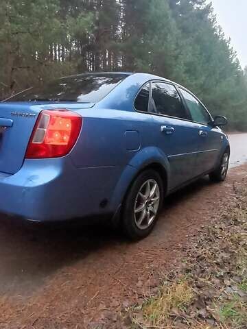 Синий Шевроле Лачетти, объемом двигателя 1.6 л и пробегом 187 тыс. км за 3900 $, фото 5 на Automoto.ua