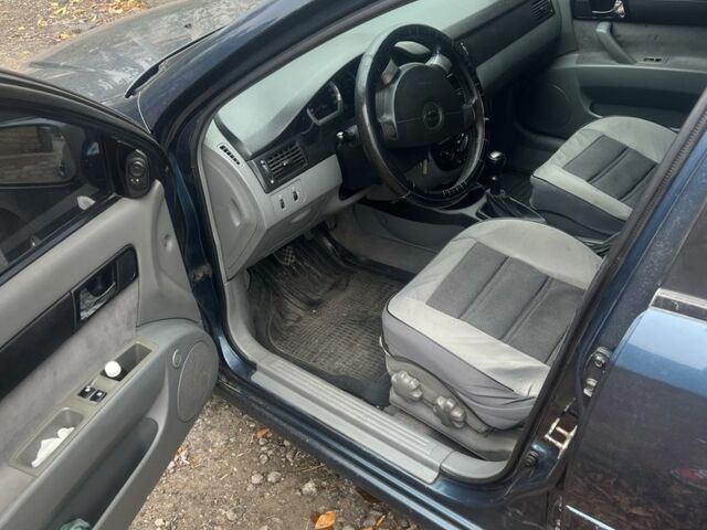 Синий Шевроле Лачетти, объемом двигателя 1.8 л и пробегом 2 тыс. км за 3600 $, фото 8 на Automoto.ua