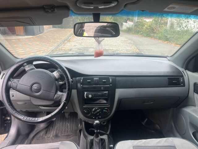 Синий Шевроле Лачетти, объемом двигателя 1.8 л и пробегом 2 тыс. км за 3600 $, фото 6 на Automoto.ua