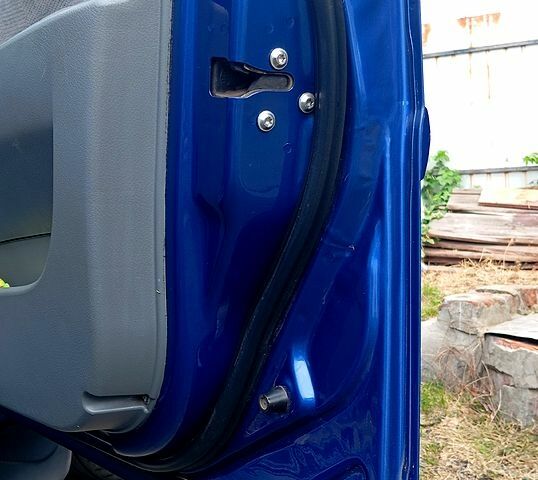 Синий Шевроле Лачетти, объемом двигателя 1.8 л и пробегом 193 тыс. км за 4900 $, фото 3 на Automoto.ua