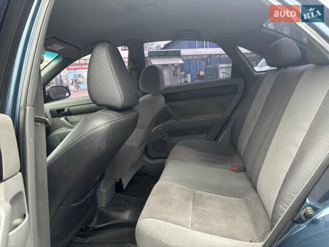 Синий Шевроле Лачетти, объемом двигателя 1.6 л и пробегом 260 тыс. км за 3700 $, фото 6 на Automoto.ua