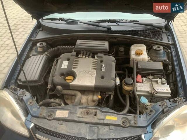 Синій Шевроле Лачетті, об'ємом двигуна 1.8 л та пробігом 335 тис. км за 4000 $, фото 2 на Automoto.ua