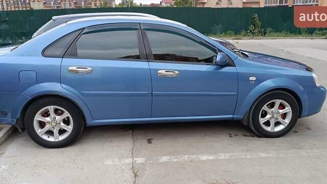 Синий Шевроле Лачетти, объемом двигателя 1.8 л и пробегом 233 тыс. км за 4700 $, фото 3 на Automoto.ua