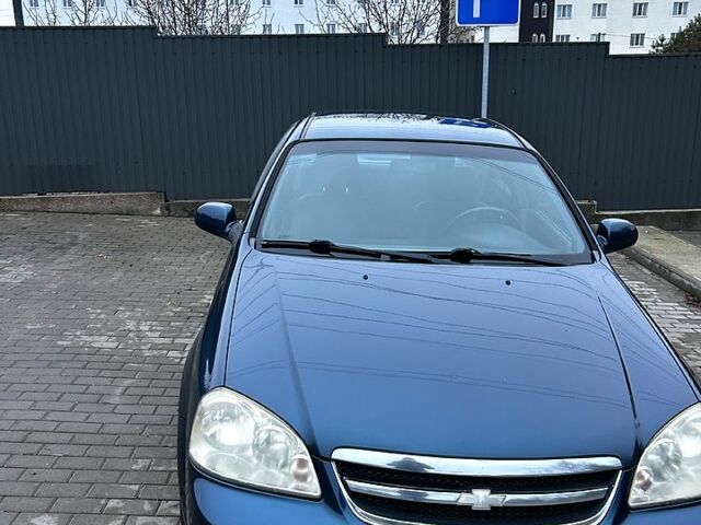 Синій Шевроле Лачетті, об'ємом двигуна 1.8 л та пробігом 221 тис. км за 4650 $, фото 5 на Automoto.ua