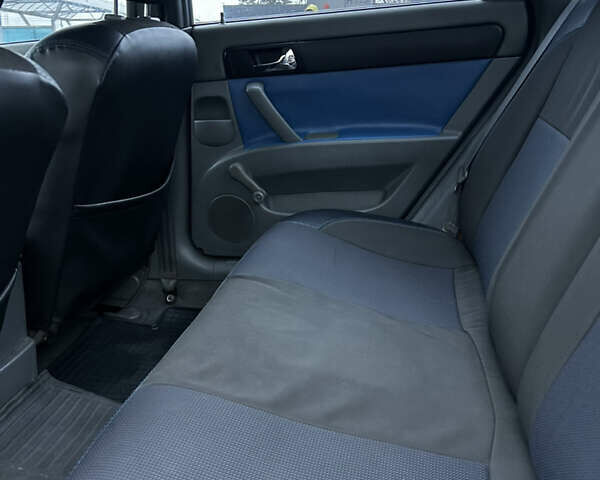 Синий Шевроле Лачетти, объемом двигателя 1.8 л и пробегом 221 тыс. км за 4650 $, фото 19 на Automoto.ua