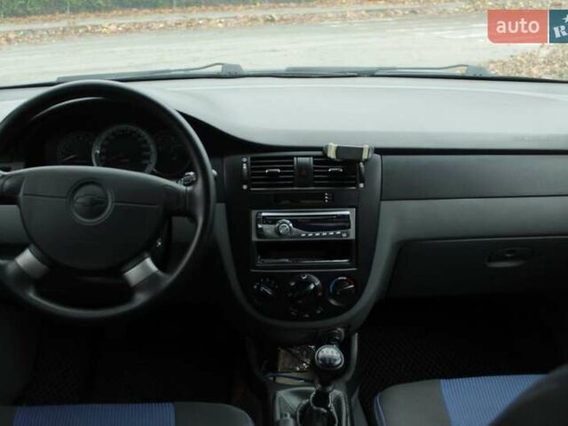 Синій Шевроле Лачетті, об'ємом двигуна 1.6 л та пробігом 114 тис. км за 5000 $, фото 12 на Automoto.ua