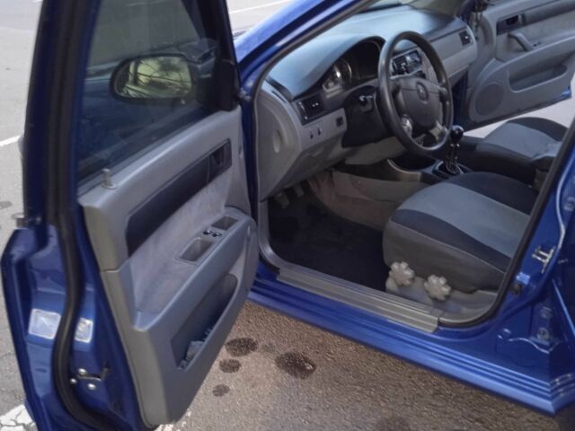 Синий Шевроле Лачетти, объемом двигателя 1.6 л и пробегом 254 тыс. км за 3800 $, фото 13 на Automoto.ua