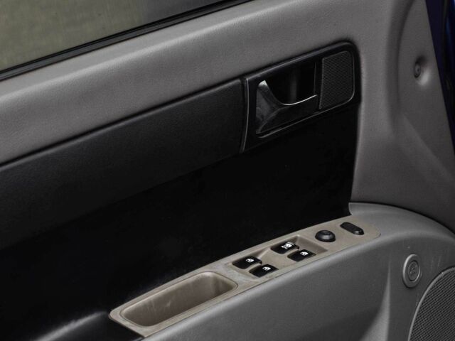 Синий Шевроле Лачетти, объемом двигателя 1.8 л и пробегом 321 тыс. км за 3450 $, фото 9 на Automoto.ua