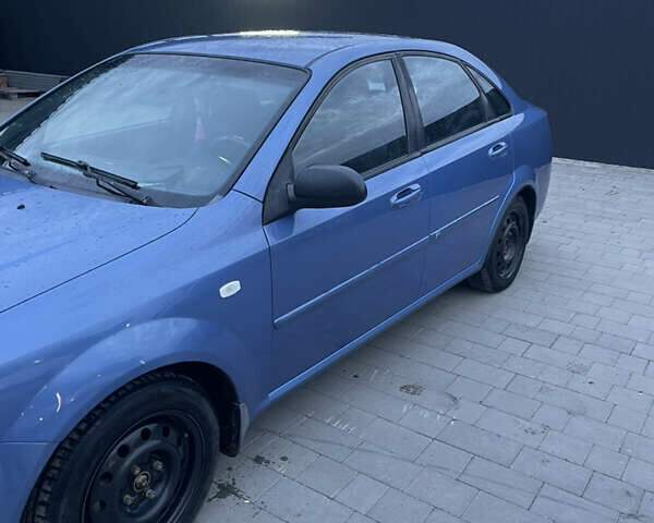 Синий Шевроле Лачетти, объемом двигателя 1.6 л и пробегом 198 тыс. км за 3300 $, фото 4 на Automoto.ua