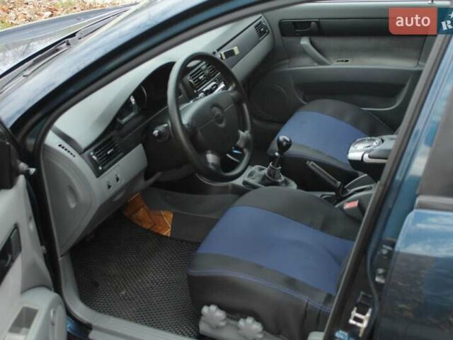 Синій Шевроле Лачетті, об'ємом двигуна 1.6 л та пробігом 114 тис. км за 5000 $, фото 20 на Automoto.ua