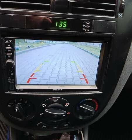 Синий Шевроле Лачетти, объемом двигателя 1.6 л и пробегом 306 тыс. км за 3500 $, фото 3 на Automoto.ua