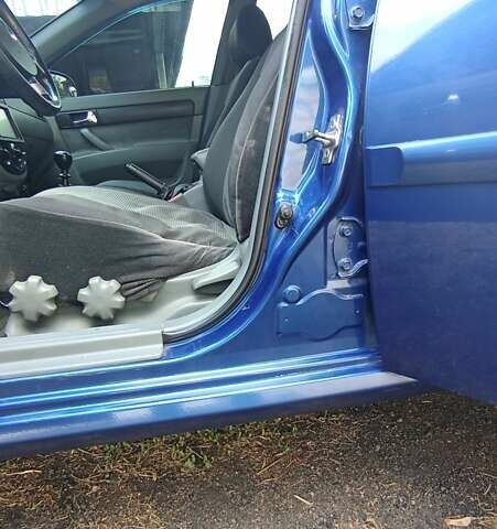 Синий Шевроле Лачетти, объемом двигателя 1.8 л и пробегом 193 тыс. км за 4900 $, фото 13 на Automoto.ua