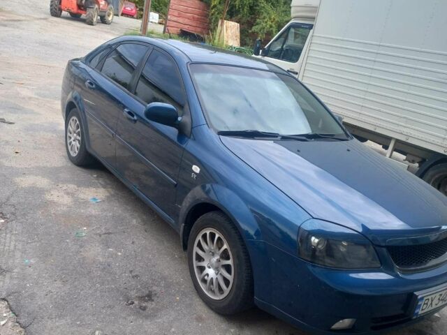Синій Шевроле Лачетті, об'ємом двигуна 1.8 л та пробігом 241 тис. км за 5000 $, фото 1 на Automoto.ua