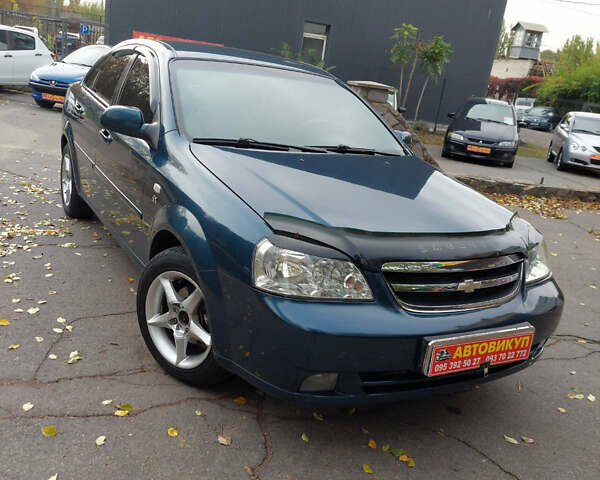 Синий Шевроле Лачетти, объемом двигателя 1.8 л и пробегом 190 тыс. км за 4300 $, фото 6 на Automoto.ua
