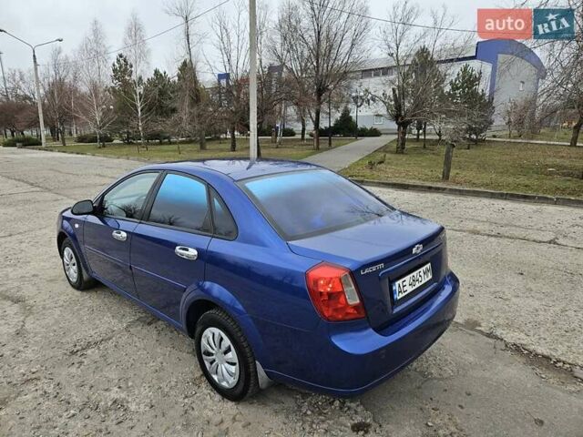 Синий Шевроле Лачетти, объемом двигателя 1.6 л и пробегом 350 тыс. км за 4200 $, фото 5 на Automoto.ua