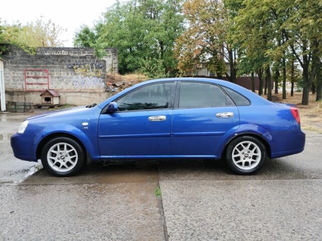 Синий Шевроле Лачетти, объемом двигателя 1.8 л и пробегом 321 тыс. км за 3100 $, фото 12 на Automoto.ua