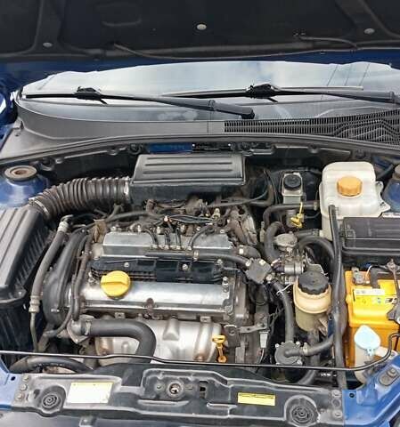 Синий Шевроле Лачетти, объемом двигателя 1.8 л и пробегом 193 тыс. км за 4900 $, фото 11 на Automoto.ua