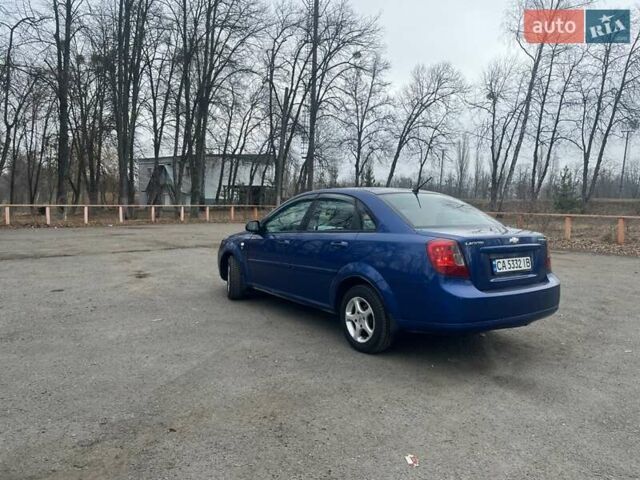 Синий Шевроле Лачетти, объемом двигателя 1.6 л и пробегом 261 тыс. км за 2999 $, фото 3 на Automoto.ua