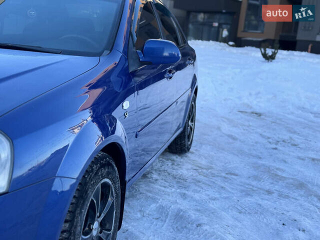 Синий Шевроле Лачетти, объемом двигателя 1.6 л и пробегом 306 тыс. км за 3999 $, фото 9 на Automoto.ua