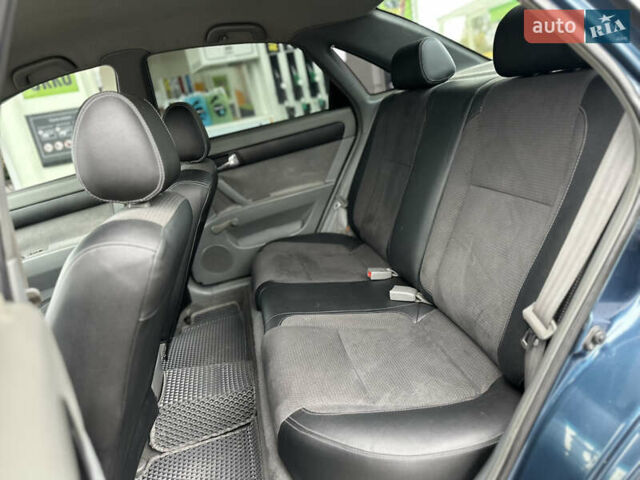 Шевроле Лачетти 2008 в Дрогобыче на Automoto.ua Синий Шевроле Лачетти, объемом двигателя 1.8 л и пробегом 234 тыс. км за 4550 $, фото 49 на Automoto.ua