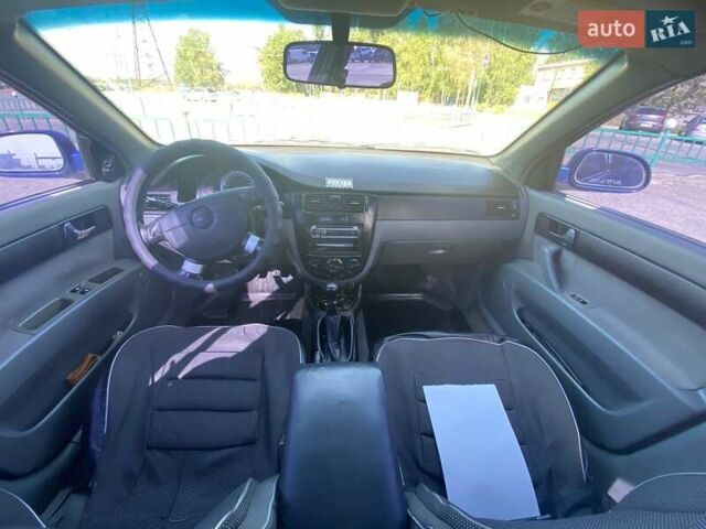 Синий Шевроле Лачетти, объемом двигателя 1.8 л и пробегом 290 тыс. км за 5200 $, фото 3 на Automoto.ua