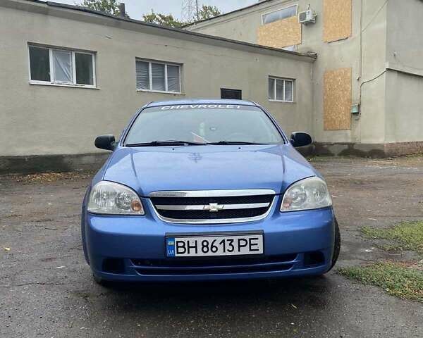 Синий Шевроле Лачетти, объемом двигателя 1.6 л и пробегом 275 тыс. км за 5000 $, фото 1 на Automoto.ua