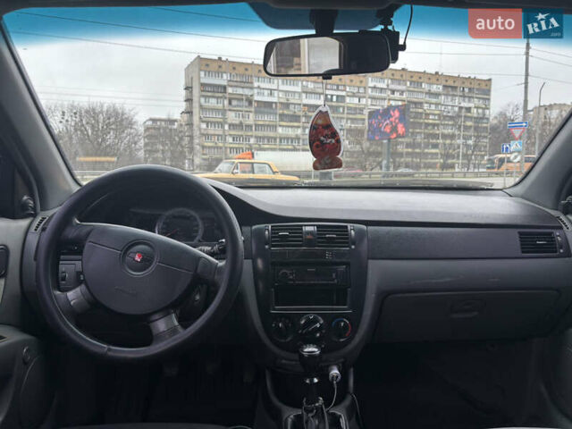 Синий Шевроле Лачетти, объемом двигателя 1.6 л и пробегом 260 тыс. км за 3700 $, фото 7 на Automoto.ua