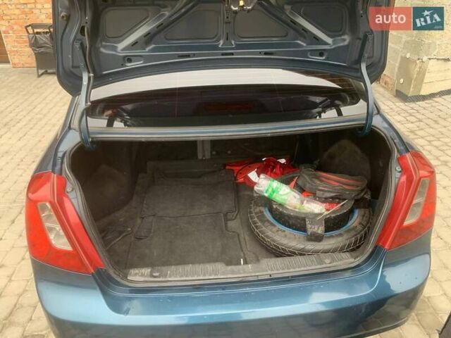 Синій Шевроле Лачетті, об'ємом двигуна 1.8 л та пробігом 335 тис. км за 4000 $, фото 3 на Automoto.ua