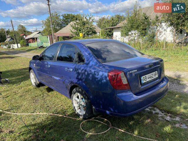 Синий Шевроле Лачетти, объемом двигателя 1.8 л и пробегом 221 тыс. км за 4000 $, фото 3 на Automoto.ua