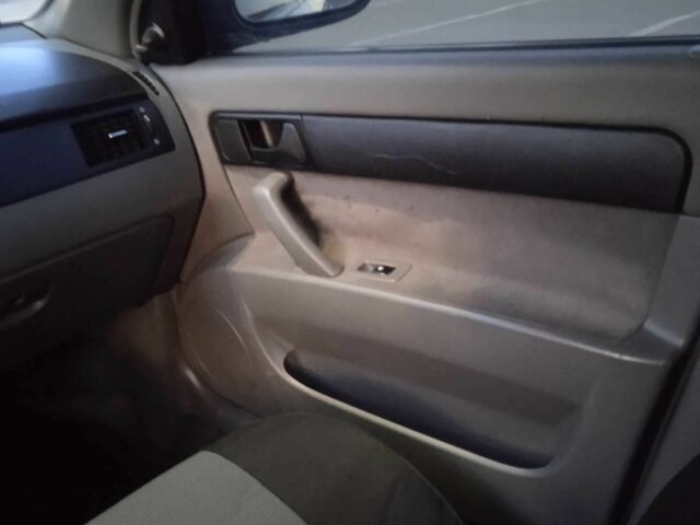 Синий Шевроле Лачетти, объемом двигателя 1.6 л и пробегом 254 тыс. км за 3800 $, фото 6 на Automoto.ua