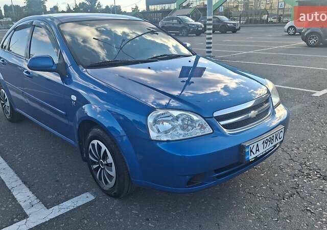 Синий Шевроле Лачетти, объемом двигателя 1.6 л и пробегом 246 тыс. км за 4100 $, фото 1 на Automoto.ua