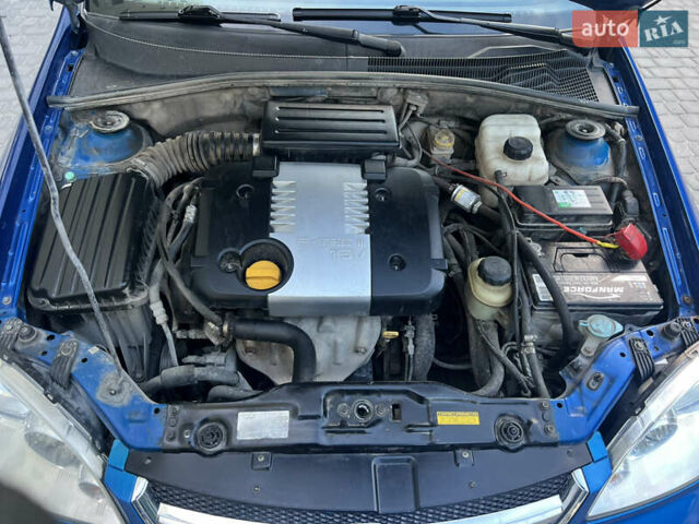 Синий Шевроле Лачетти, объемом двигателя 1.8 л и пробегом 237 тыс. км за 4600 $, фото 10 на Automoto.ua