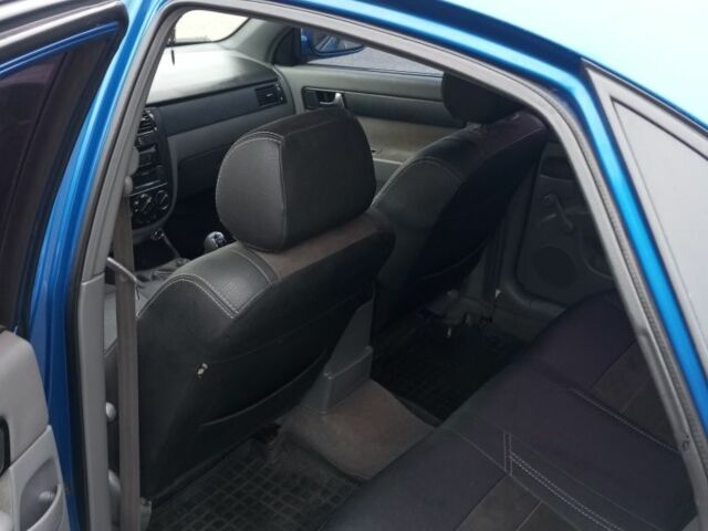 Синий Шевроле Лачетти, объемом двигателя 0 л и пробегом 220 тыс. км за 5700 $, фото 6 на Automoto.ua