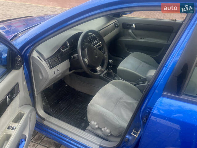 Синій Шевроле Лачетті, об'ємом двигуна 1.8 л та пробігом 193 тис. км за 4700 $, фото 12 на Automoto.ua