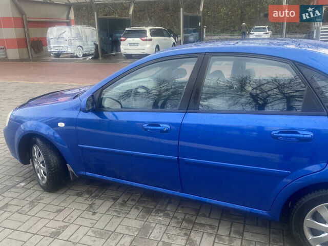 Синій Шевроле Лачетті, об'ємом двигуна 1.8 л та пробігом 193 тис. км за 4700 $, фото 9 на Automoto.ua