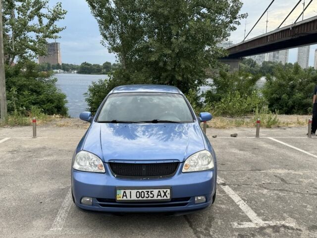 Синий Шевроле Лачетти, объемом двигателя 1.8 л и пробегом 280 тыс. км за 3099 $, фото 5 на Automoto.ua