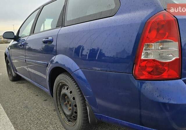 Синій Шевроле Лачетті, об'ємом двигуна 1.8 л та пробігом 229 тис. км за 3100 $, фото 6 на Automoto.ua